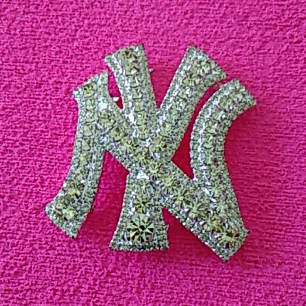 Ny. Crystals Swarovski